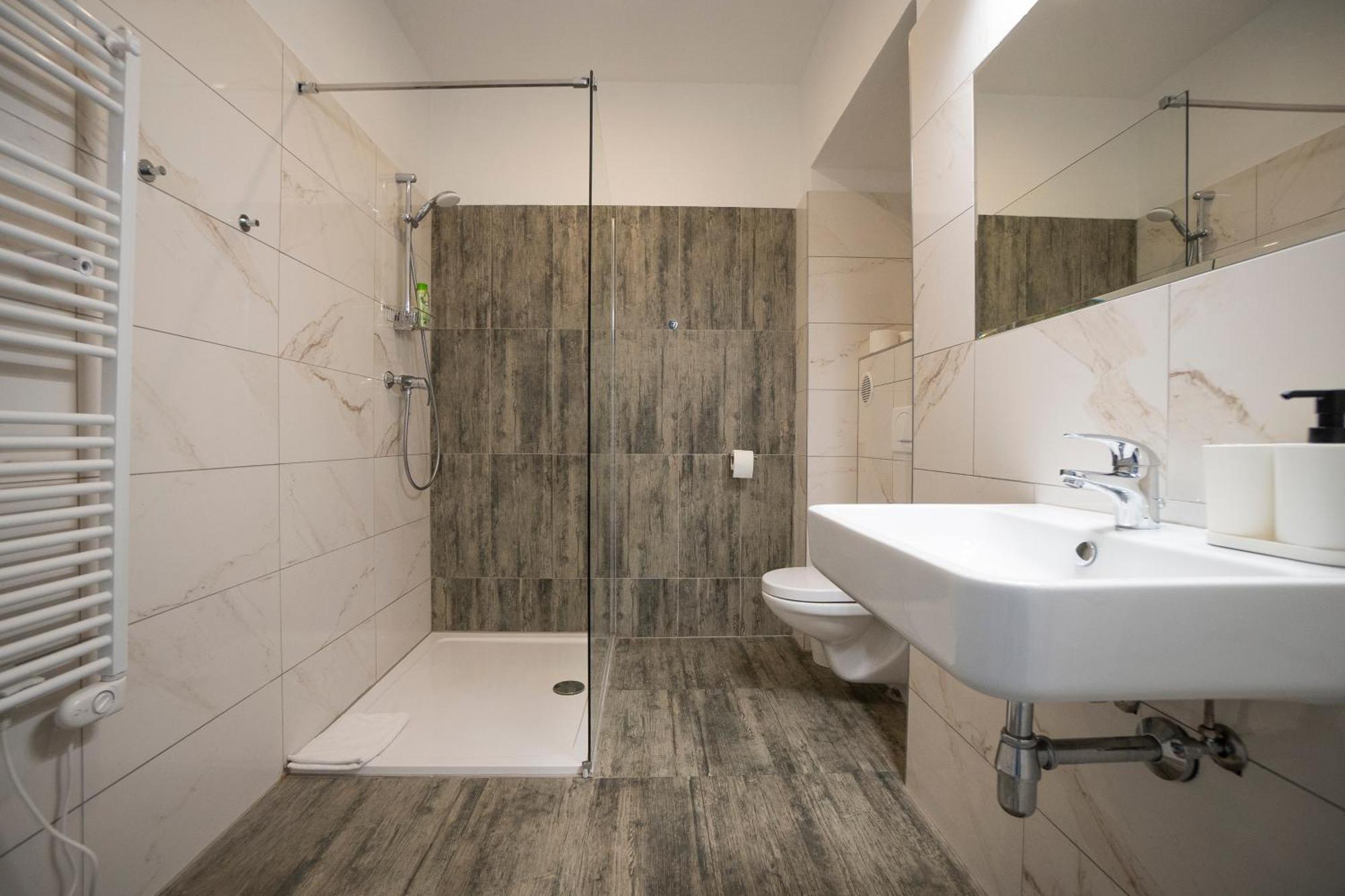 Brand New Renovated Appartment Near Augarten Vienna Exterior photo